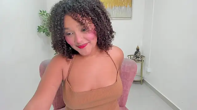 Nelia_Rose