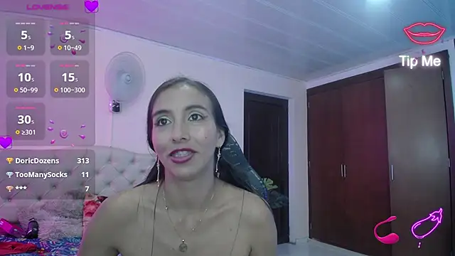 sandra_petite19