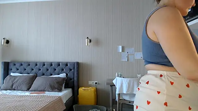Nodarell live cam on StripChat