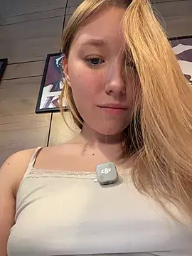 -NaughtyAngel-