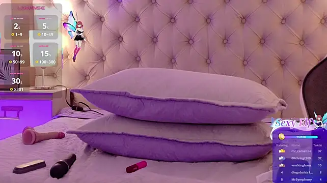 MiaaBlondie_