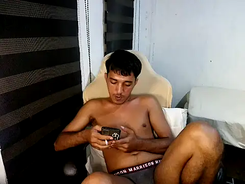 Rowy_Cam webcam