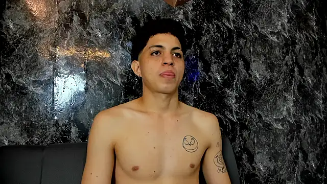 cameron_lux77