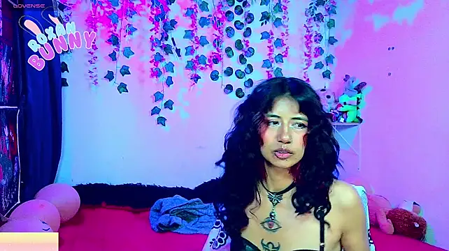 Roxanbunny1 webcam