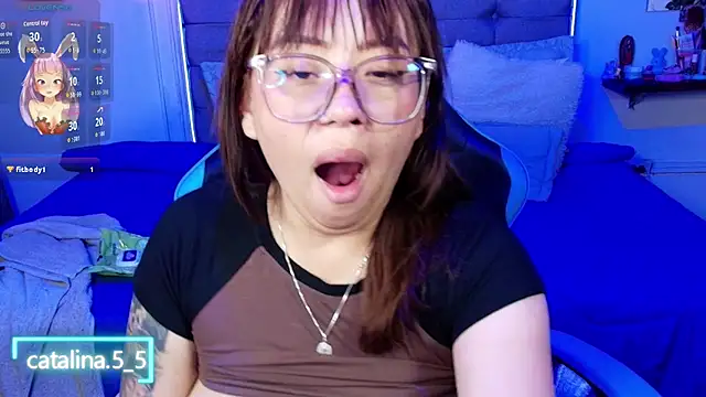 Kata_Bigboobs live cam on StripChat