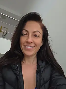 Risky_woman