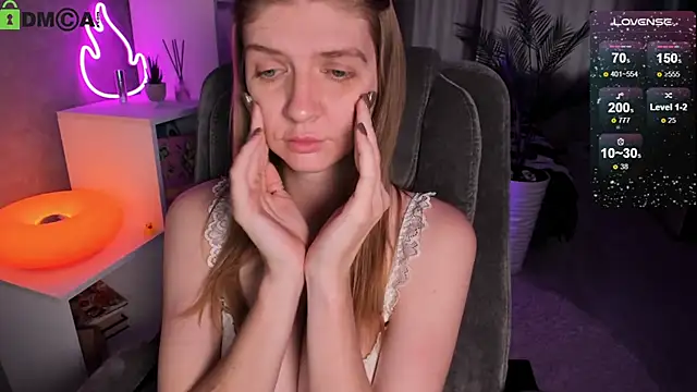 NudeNansy