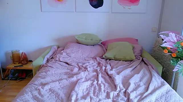 Ariana_Petite webcam