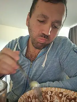 florin421 (Ask my age) - Handjob,cum