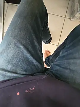lorent6969 (M mature) - #bisexuals #dirty-talk #european #flashing #foot-fetish #french #handy #hd #jeans #mature #medium #mobile #office #pov #recordable-publics #sexting #small-audience #swiss #white