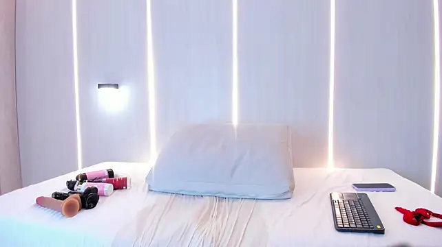megan_slate (F teen) - 💘Doggystyle + Spank ass hard