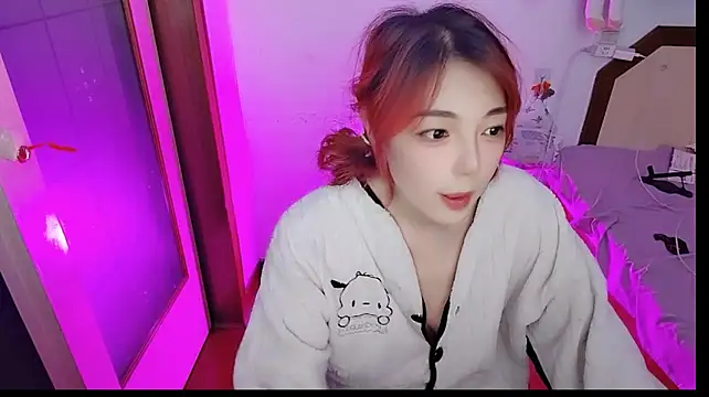 Song_99 webcam