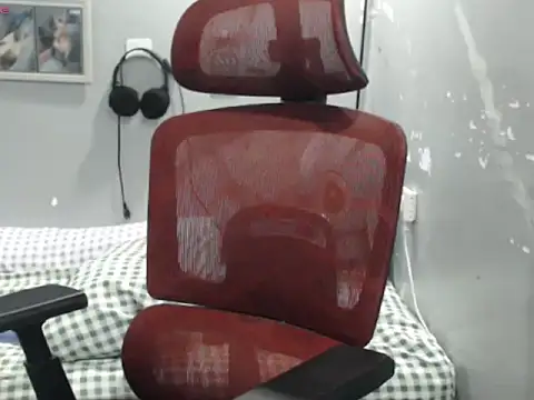 BubbleButtPinay live cam on StripChat