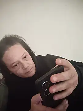 zeousseelphie live cam on StripChat