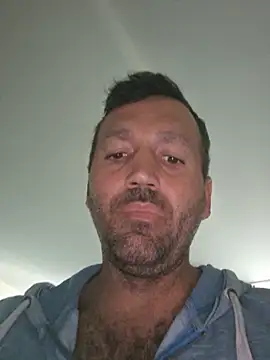 florin421 (Ask my age) - Handjob,cum