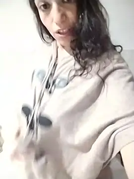 Vanessa051 webcam