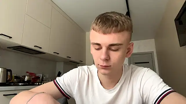 SoloFury on Stripchat