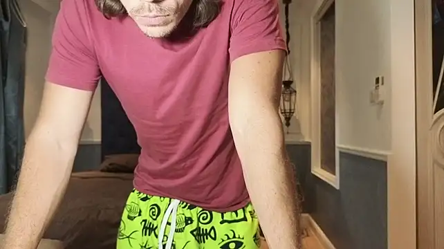 Marrymeplz live cam preview