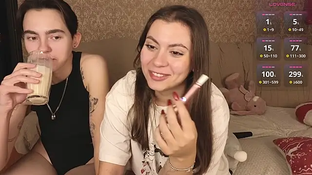 Lilihere_ live cam preview
