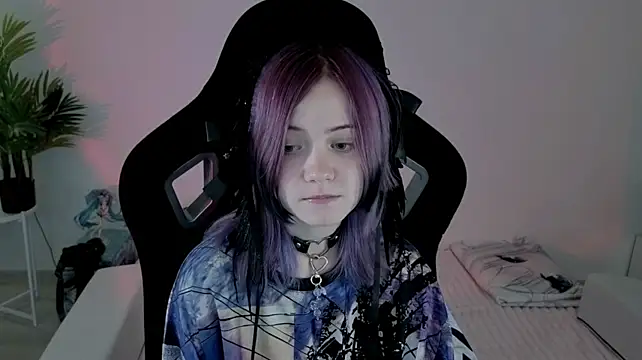 Hikkacat