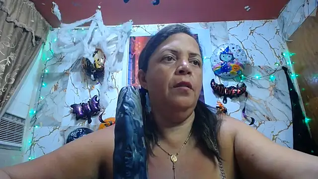 alina_maturehot