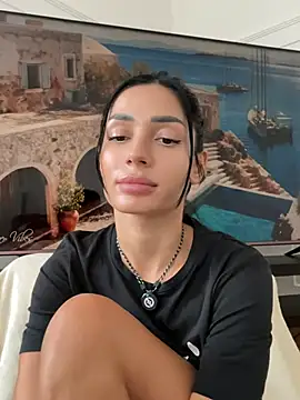 Vicky_luxe