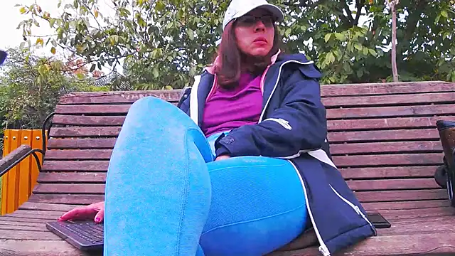 PublicBigLabiaMelly