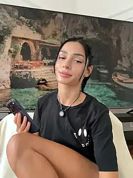 Vicky_luxe
