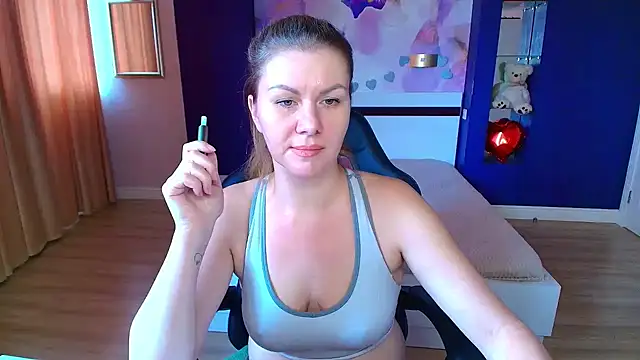 LunaKissesx
