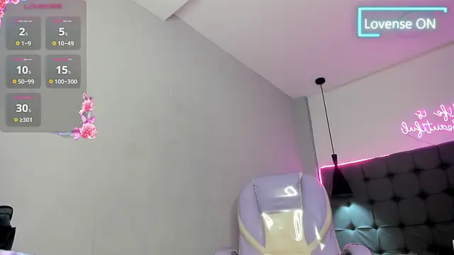scarletcherry18