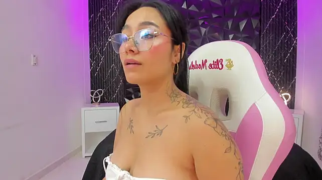 AnaiaClarck