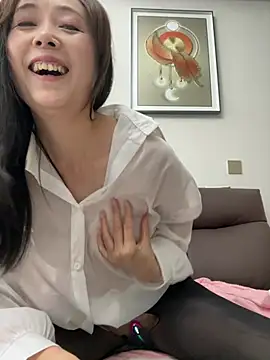 shuimitao20 live cam on StripChat