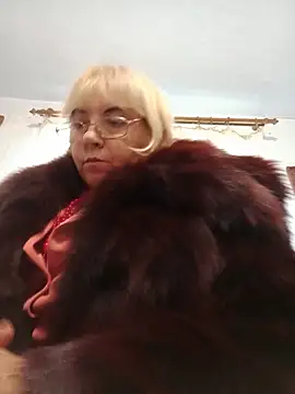 Elena_Beautiful784
