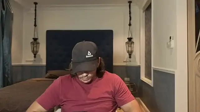 Marrymeplz webcam