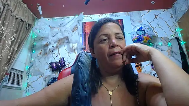 alina_maturehot