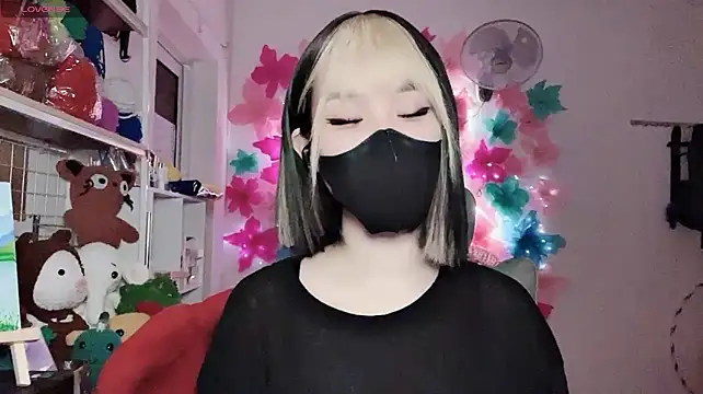 Tieu-May webcam