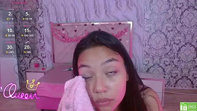 Liilith_tay1 live cam on StripChat