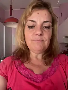 ElySun_ live cam on StripChat