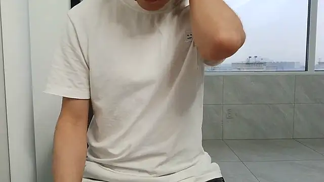 nole_china7 (Ask my age) - Talk ​and ​Fun 来聊天，来玩耍