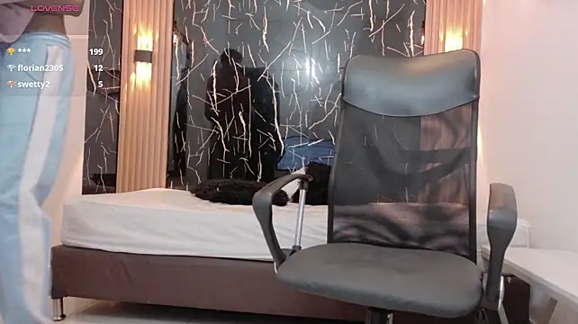 valerihot_1 (M twink) - show cum