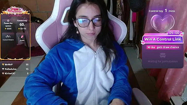 Maggie_Fox3 live cam on StripChat