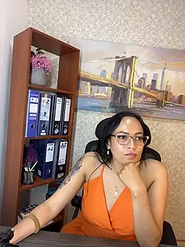 Nox_Vixen live cam on StripChat