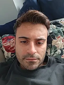Enes（HugeTurkishCock）