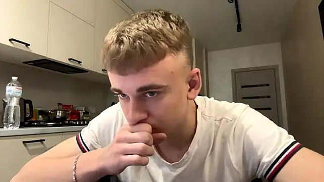 solofury (M twink) - Buy car