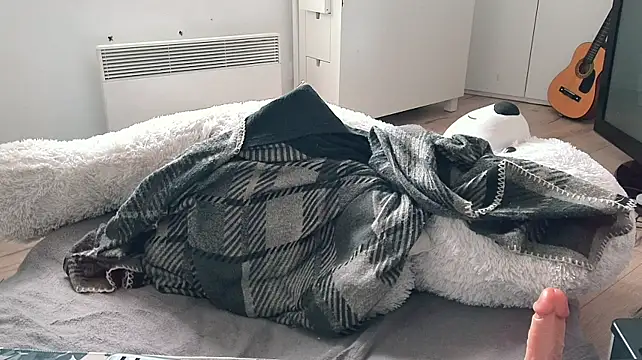 CeriseLapine webcam
