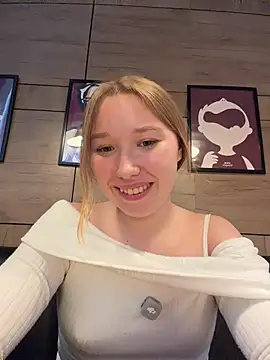 -NaughtyAngel-
