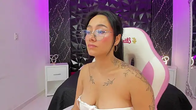 AnaiaClarck