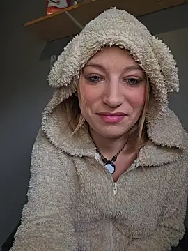 XLisaxx