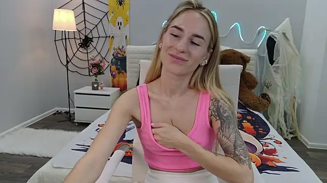 DeboraHorny