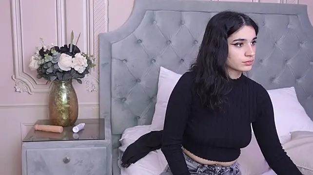 IvyArwen legs and heels cam